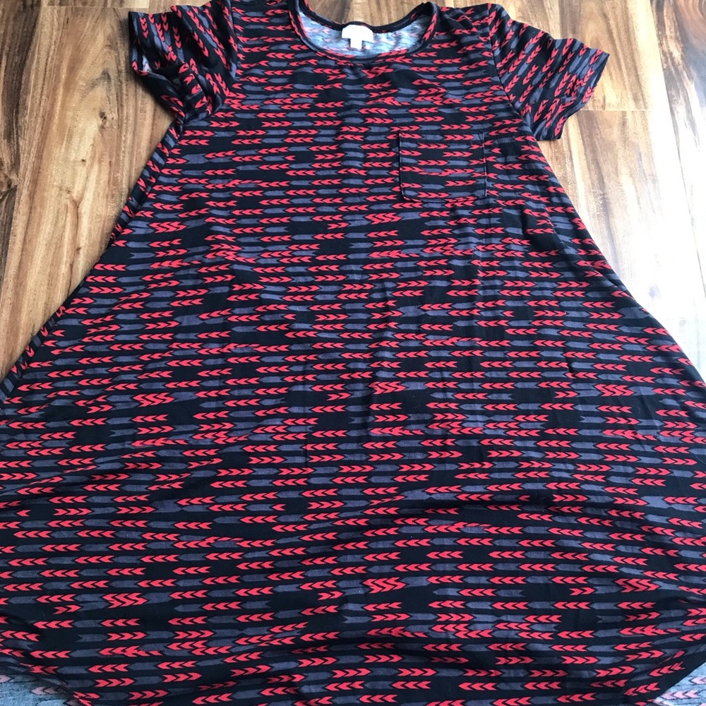LuLaRoe, chevron Carly, size XS